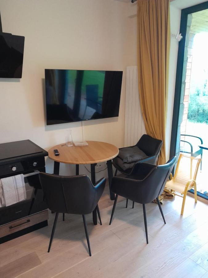 Апартаменти Apartman Pod Jasanem Hojsova Straz Brcalnik Железна Руда Екстер'єр фото